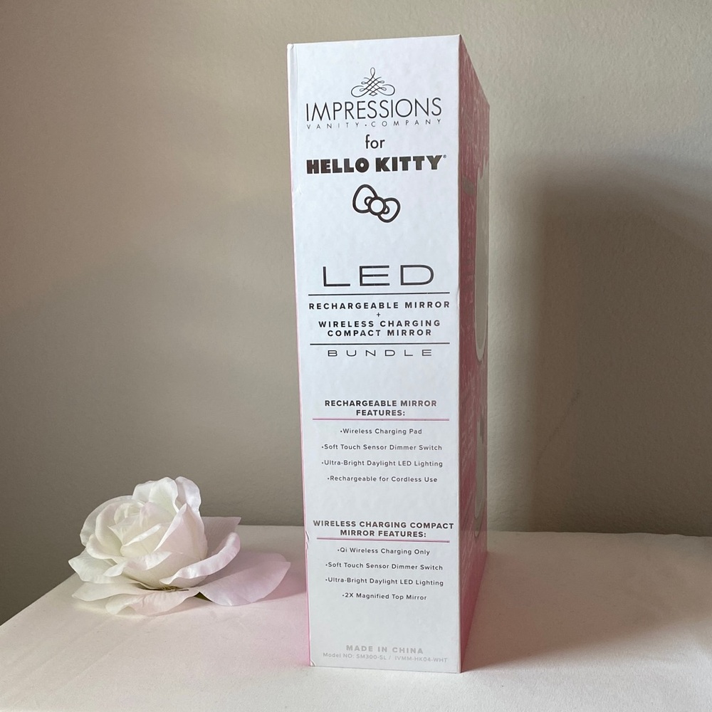 Hello Kitty LED Vanity Mirror - Picture 6 of 10